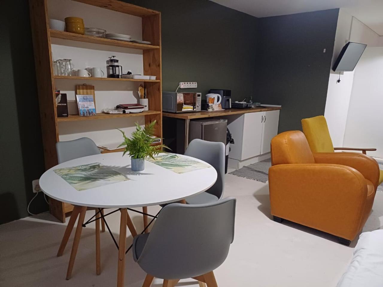 Anna'S Place Jeffreys Bay Zimmer foto